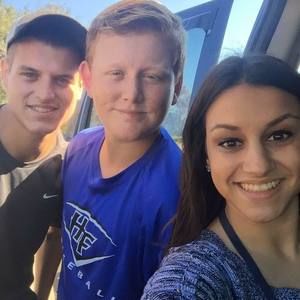 Meet your Posher, Lisa